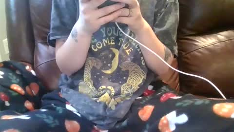 alliebearx online show from 17, 2, 2026