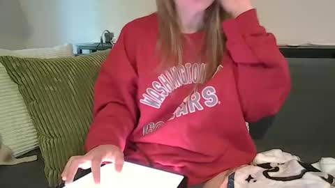 alliebearx online show from 10, 5, 2026