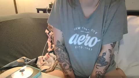 alliebearx online show from 22, 6, 2026