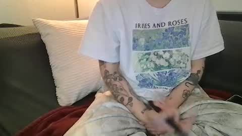 alliebearx online show from 28, 6, 2026