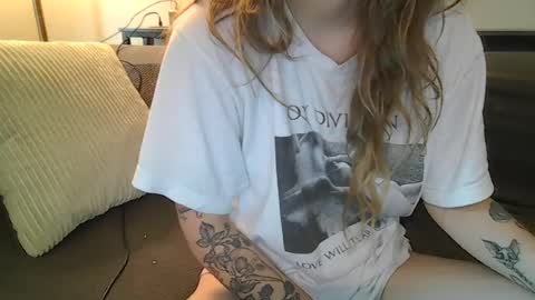 alliebearx online show from 17, 7, 2026