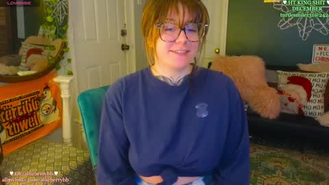 Snapshot of allieberrybb chatting on 9, 12, 2024  bb  online show from 9, 12, 2024