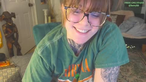 Snapshot of allieberrybb chatting on 26, 12, 2024  bb  online show from 26, 12, 2024