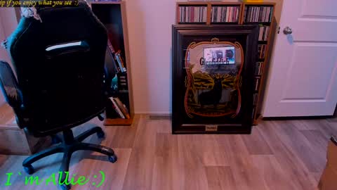Snapshot of alliekat62 chatting on 19, 1, 2025 Allie online show from 19, 1, 2025