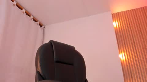 allison_fosther online show from 16, 5, 2026
