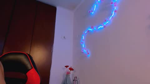 Snapshot of allison_starmodel chatting on 27, 3, 2026 allison_starmodel online show from 27, 3, 2026