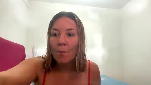 Snapshot of allisonlove2 chatting on 22, 4, 2026 allisonlove2 online show from 22, 4, 2026