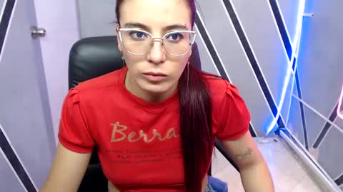 Snapshot of allisonlove_88 chatting on 8, 2, 2025 ALLISON online show from 8, 2, 2025