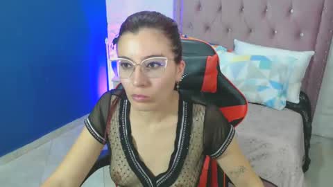 Snapshot of allisonlove_88 chatting on 11, 2, 2025 ALLISON online show from 11, 2, 2025