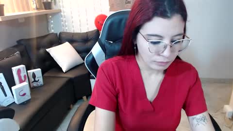 Snapshot of allisonlove_88 chatting on 15, 2, 2025 ALLISON online show from 15, 2, 2025