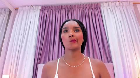 Snapshot of allisonn_bell chatting on 31, 12, 2024 Allison online show from 31, 12, 2024