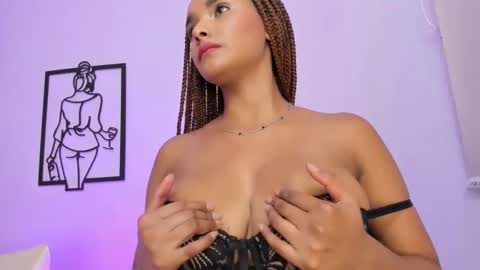 Snapshot of allisonn_bell chatting on 26, 9, 2025 Allison online show from 26, 9, 2025