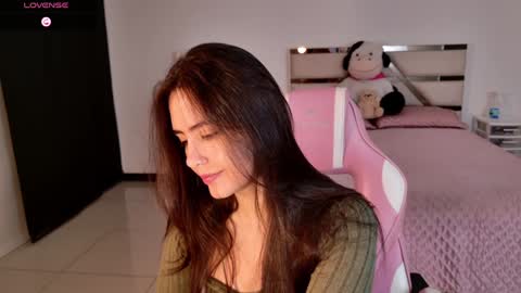 Snapshot of allisonpalmer chatting on 9, 9, 2025 Allison Palmer online show from 9, 9, 2025