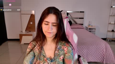 Snapshot of allisonpalmer chatting on 10, 9, 2025 Allison Palmer online show from 10, 9, 2025