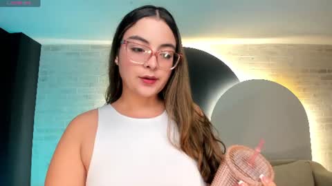 Snapshot of allisonrogersx chatting on 19, 7, 2026 Allison Rogers online show from 19, 7, 2026