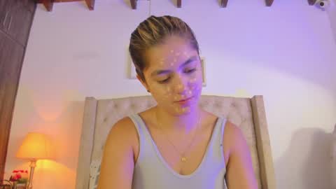 Snapshot of allisson_m chatting on 9, 1, 2025 allisson online show from 9, 1, 2025