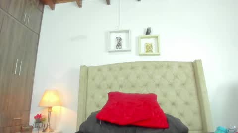 Snapshot of allisson_m chatting on 10, 3, 2025 allisson online show from 10, 3, 2025