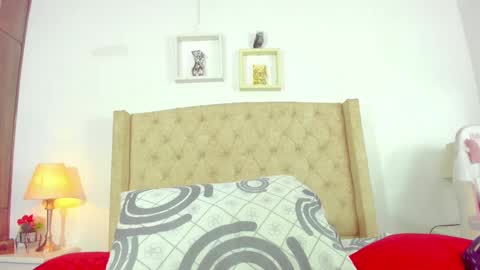 Snapshot of allisson_m chatting on 12, 3, 2025 allisson online show from 12, 3, 2025