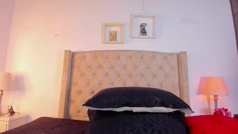 Snapshot of allisson_m chatting on 24, 11, 2025 allisson online show from 24, 11, 2025