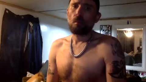 Snapshot of allitrunnin chatting on 18, 12, 2025 allitrunnin online show from 18, 12, 2025