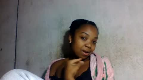 allizida01 online show from 16, 6, 2026