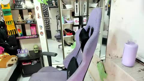 allsson_miller online show from 30, 10, 2025