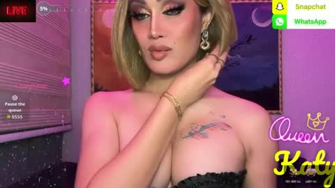 Snapshot of alluring_gemini chatting on 6, 6, 2026 Queen Majesty Katy online show from 6, 6, 2026
