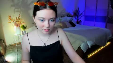 alluringeyess online show from 13, 11, 2025