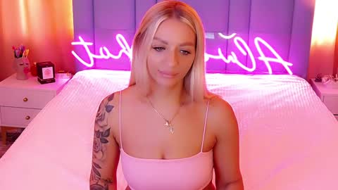 AlwaysHot online show from 25, 12, 2024