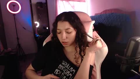 Snapshot of ally_donfort chatting on 12, 2, 2025 Ally online show from 12, 2, 2025