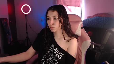 Snapshot of ally_donfort chatting on 28, 2, 2025 Ally online show from 28, 2, 2025