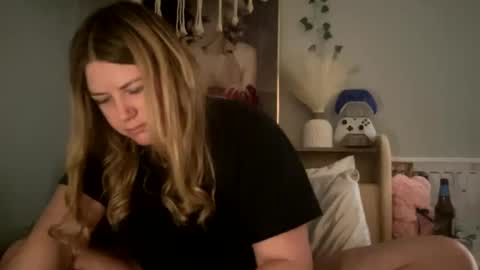 Snapshot of allyanalangel chatting on 20, 2, 2025 allyanalangel online show from 20, 2, 2025