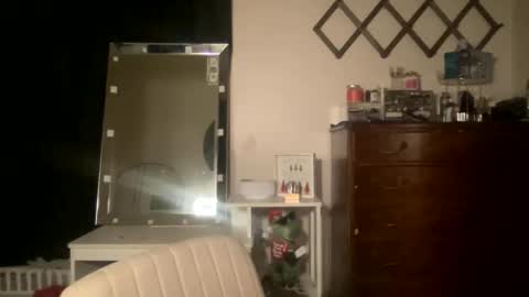 Snapshot of allyanalangel chatting on 26, 11, 2025 allyanalangel online show from 26, 11, 2025