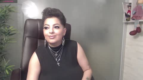 Snapshot of allyiah chatting on 2, 12, 2024 online show from 2, 12, 2024