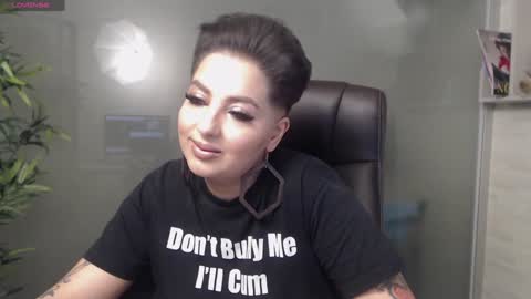 Snapshot of allyiah chatting on 16, 1, 2025 online show from 16, 1, 2025