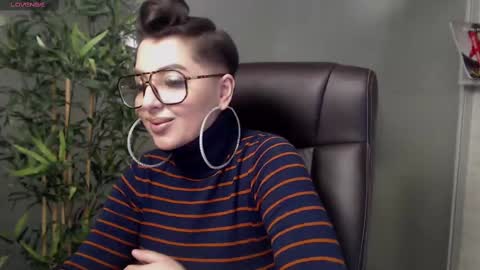 Snapshot of allyiah chatting on 21, 2, 2025 online show from 21, 2, 2025