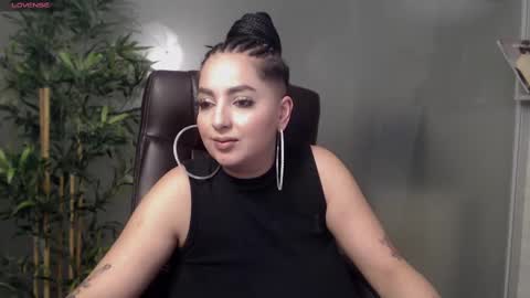 Snapshot of allyiah chatting on 4, 3, 2025 online show from 4, 3, 2025