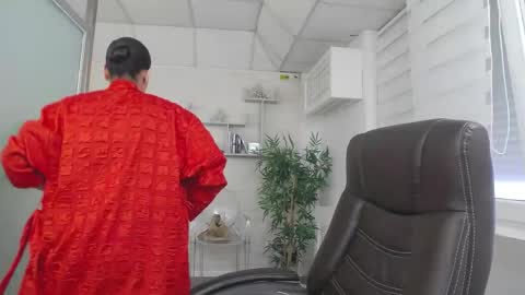         online show from 28, 5, 2026