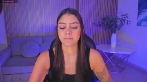 Snapshot of allyjensen chatting on 24, 1, 2025 Alisson online show from 24, 1, 2025