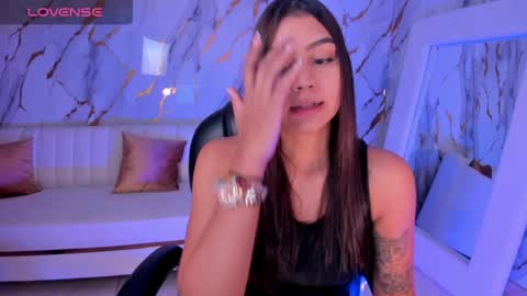 Snapshot of allyjensen chatting on 4, 2, 2025 Alisson online show from 4, 2, 2025