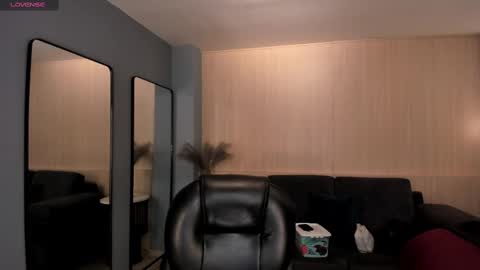 Snapshot of allyjensen chatting on 26, 2, 2025 Alisson online show from 26, 2, 2025