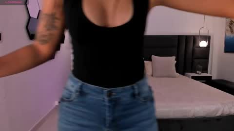 Snapshot of allyjensen chatting on 17, 10, 2025 Alisson online show from 17, 10, 2025