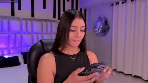 Snapshot of allyjensen chatting on 17, 5, 2026 Alisson online show from 17, 5, 2026