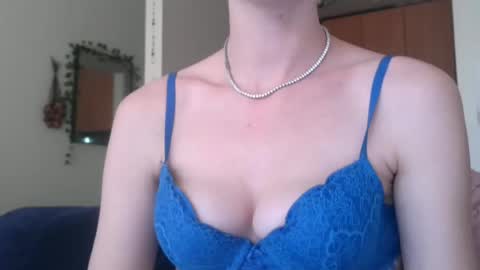 Snapshot of allyoursss1212 chatting on 30, 6, 2026 Ally Girl In Her Ally World online show from 30, 6, 2026