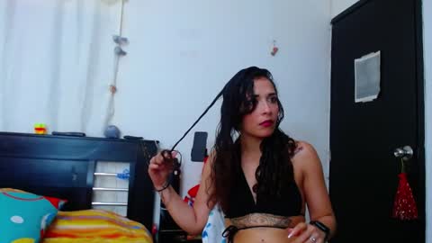 Snapshot of allyson_collins_ chatting on 23, 12, 2024 Allyson collins online show from 23, 12, 2024