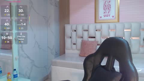 Snapshot of allyssa_bellini_s chatting on 29, 9, 2025 Allysa online show from 29, 9, 2025