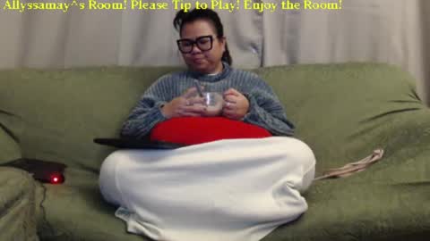 Snapshot of allyssamay chatting on 30, 12, 2024 Allyssamay online show from 30, 12, 2024