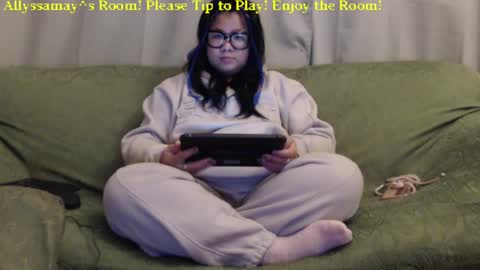 Snapshot of allyssamay chatting on 31, 12, 2024 Allyssamay online show from 31, 12, 2024