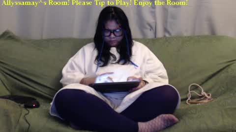 Snapshot of allyssamay chatting on 12, 1, 2025 Allyssamay online show from 12, 1, 2025