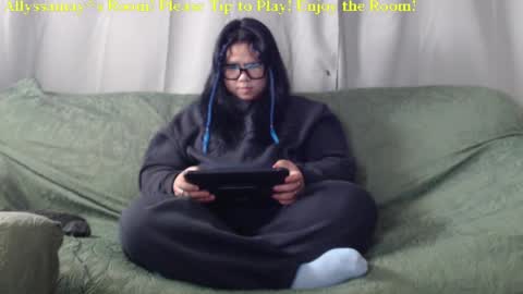 Snapshot of allyssamay chatting on 12, 1, 2025 Allyssamay online show from 12, 1, 2025